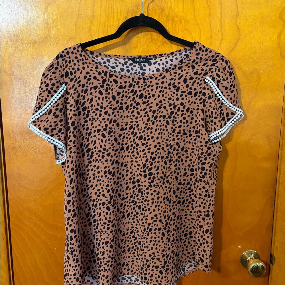 Women's Brown Animal Print Short Sleeve Top
